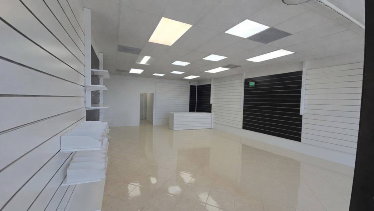 pompano beach 880 sf